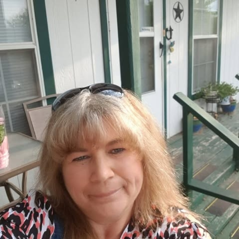 Meet your Posher, Lynda
